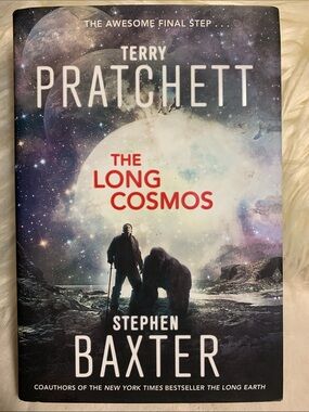 Dystopia. The Long Cosmos Terry Pratchett